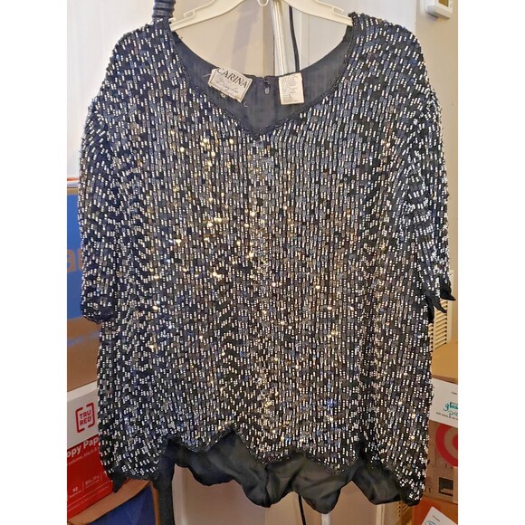NWOT - Vintage Carina Black Silk Top with paillettes and beads (very heavy) - 4X - Picture 1 of 6